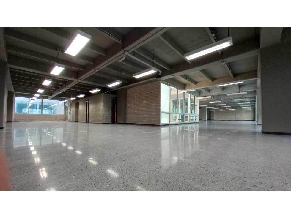 Local para oficinas en Arriendo