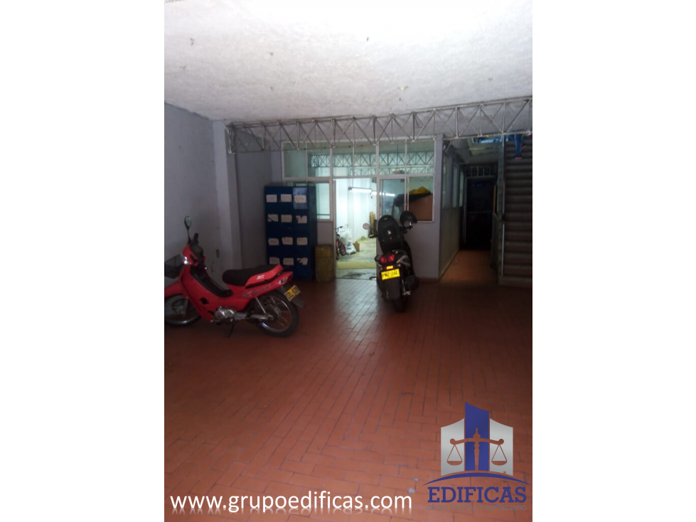 SE VENDE CASA COMERCIAL EN SAN RAFAEL