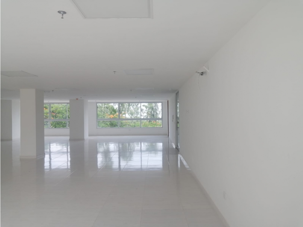 ARRIENDO APARTAMENTO EN MIRAMAR