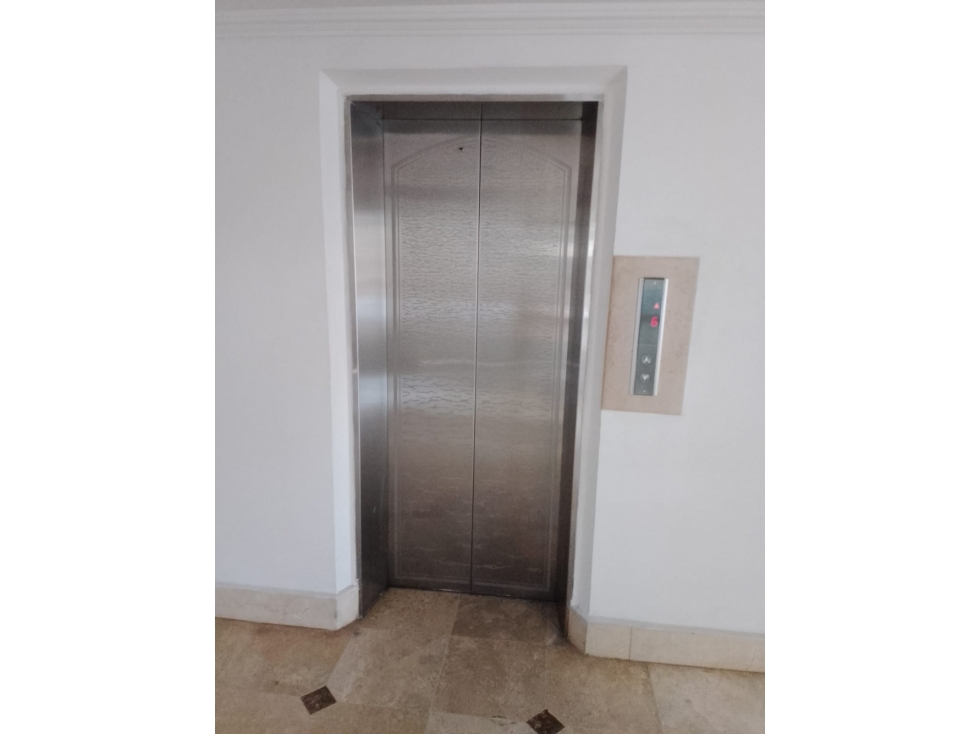 VENDO APARTAMENTO EN ALTO PRADO