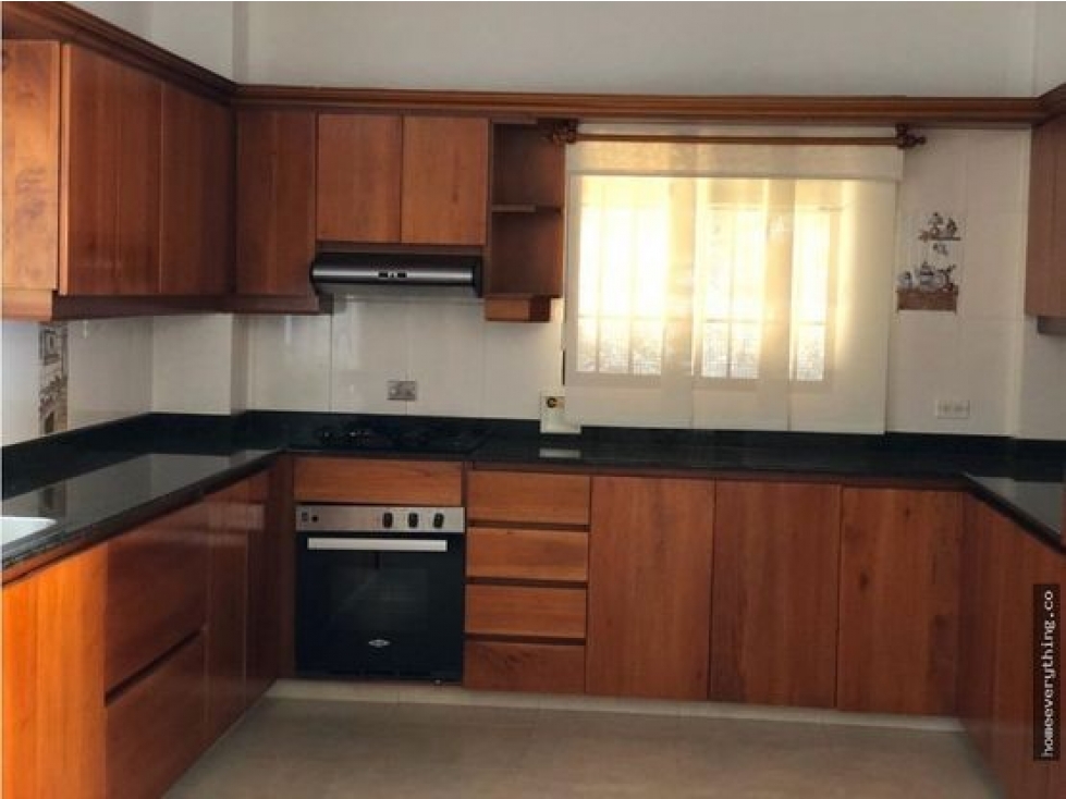 VENTA DE CASA EN EL POBLADO-MEDELLÍN