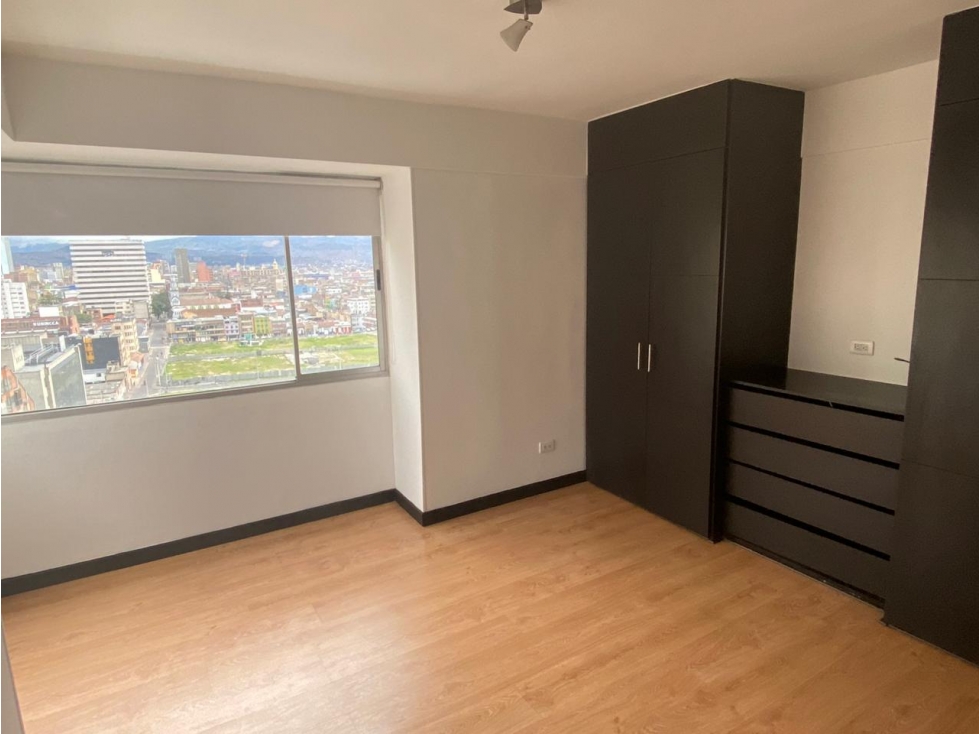 VENDO LINDO APARTAMENTO EN EL CENTRO INTERNACIONAL