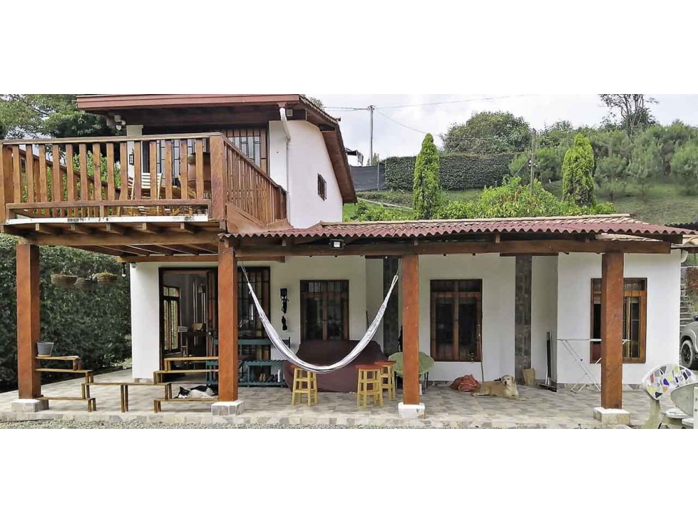 VENTA FINCA  DE RECREO - HOJAS ANCHAS GUARNE ANTIOQUIA