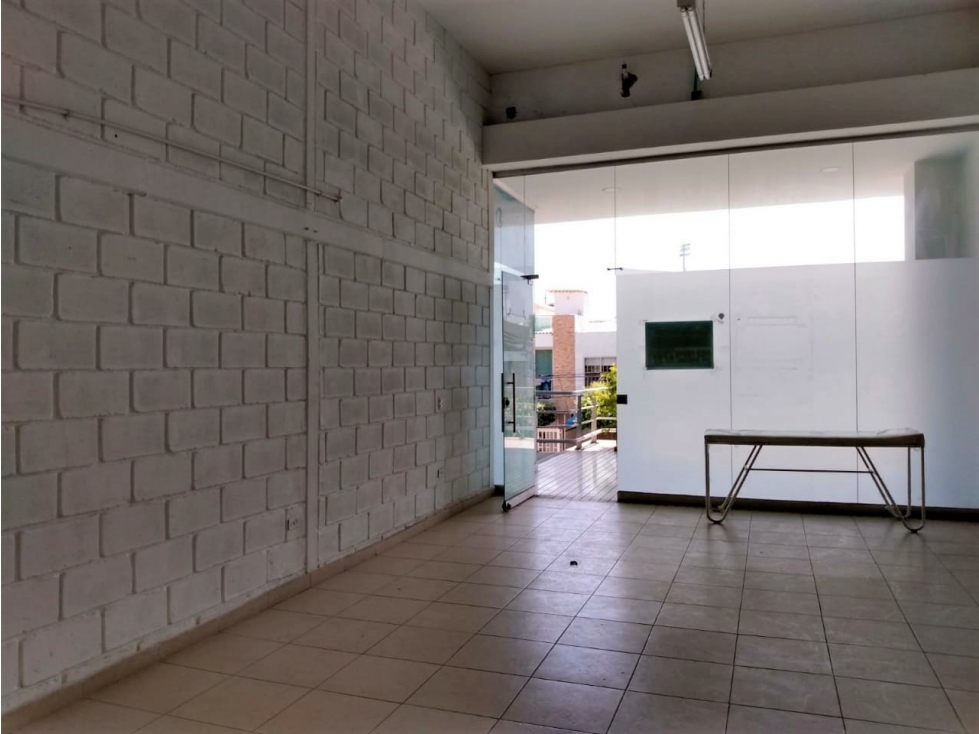 38330 - Local para Arriendo en los 4 Vientos