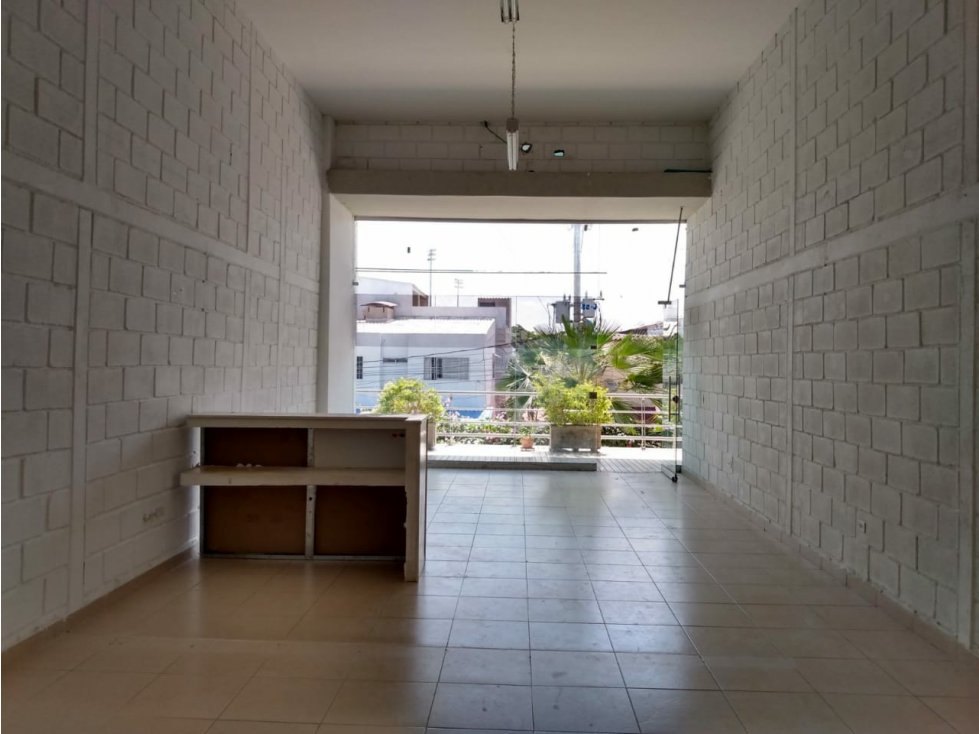 38331 - Local para Arriendo en los 4 Vientos