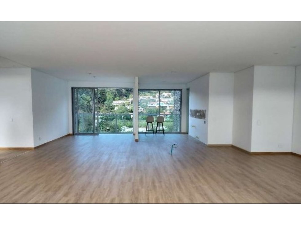 SE VENDE APARTAMENTO EN MEDELLÍN EL POBLADO SECTOR LOS BALSOS