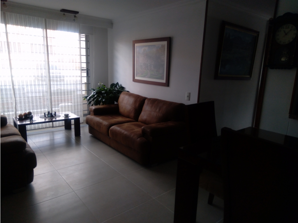 APARTAMENTO  EN PORTALES DEL NORTE