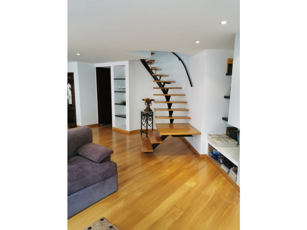 Venta Espectacular Apartamento Dúplex totalmente remodelado en Rosales
