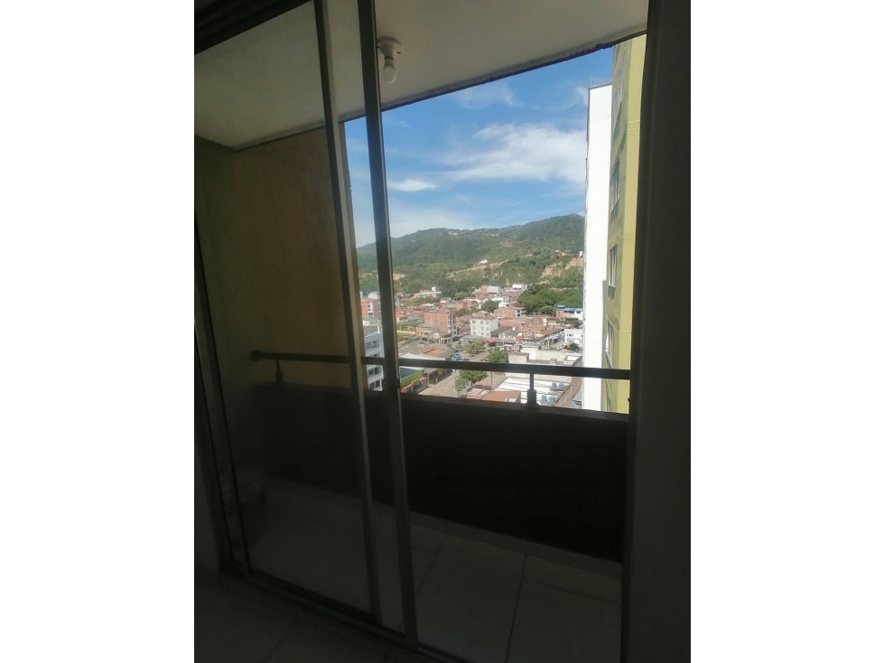 VENDO APARTAMENTO TORRES DE CASTILLA P12, GIRON