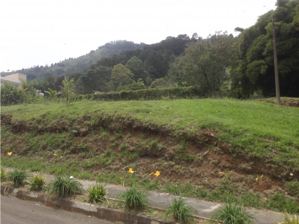 Se Vende  Hermoso  Lote en Las Palmas, Medellín
