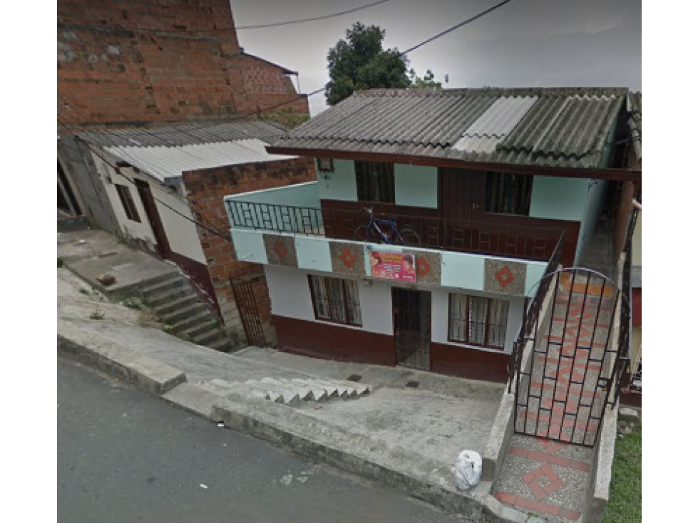 CASA EN VENTA  MANRIQUE  ORIENTAL, MEDELLIN