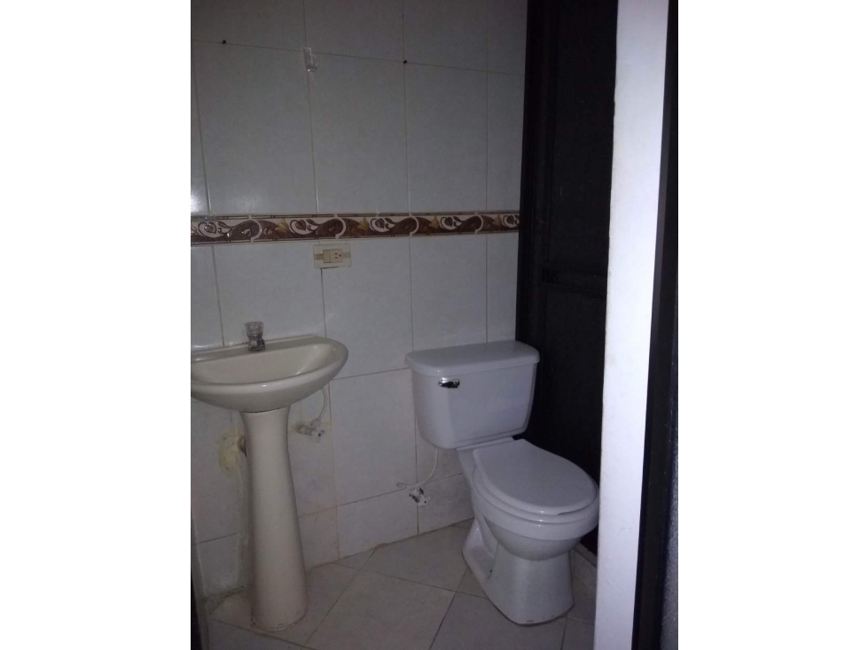 APARTAMENTO  EN VENTA CENTRO BOMOBNA,MEDELLIN PISO 1