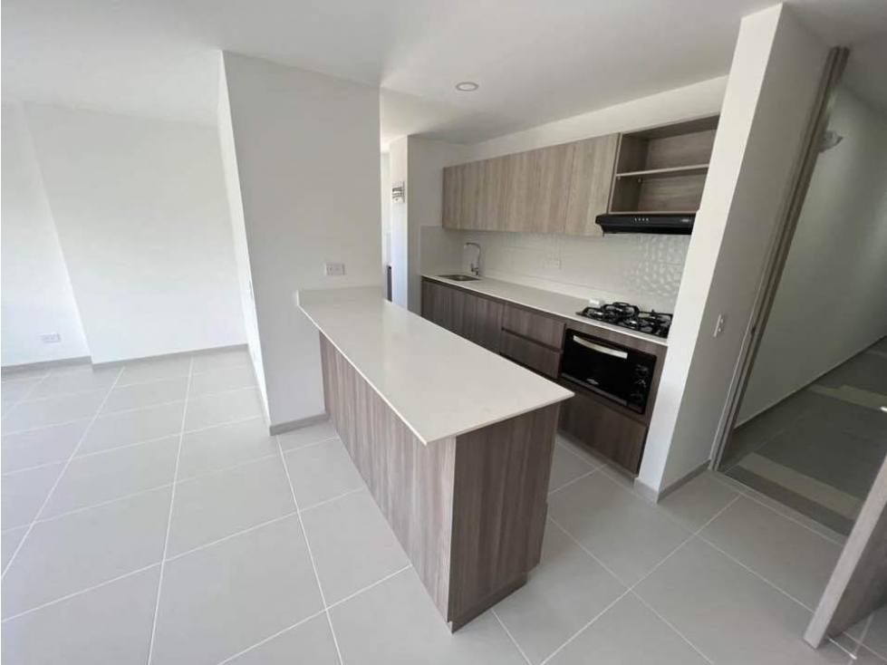 APARTAMENTO EN RENTA UBICADO EN EL POBLADO