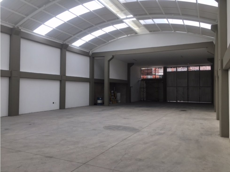 BODEGA INDUSTRIAL EN VENTA EN BARRIO SAN CARLOS, BOGOTÁ