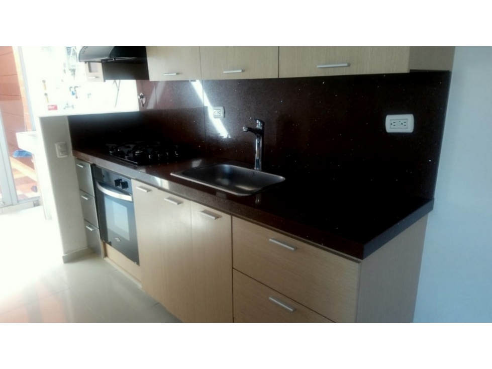 APARTAMENTO EN LA INTERMEDIA