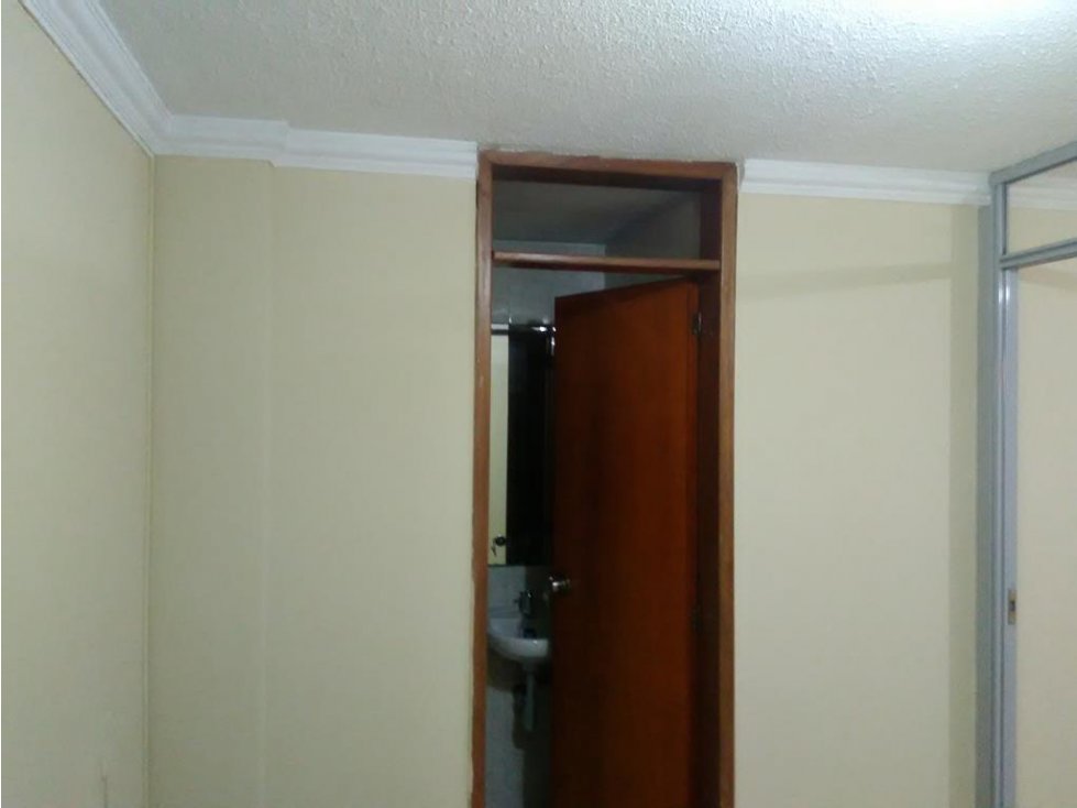 OFICINA EN EDIFICIO CALLE REAL, BUCARAMANGA, EN ARRIENDO