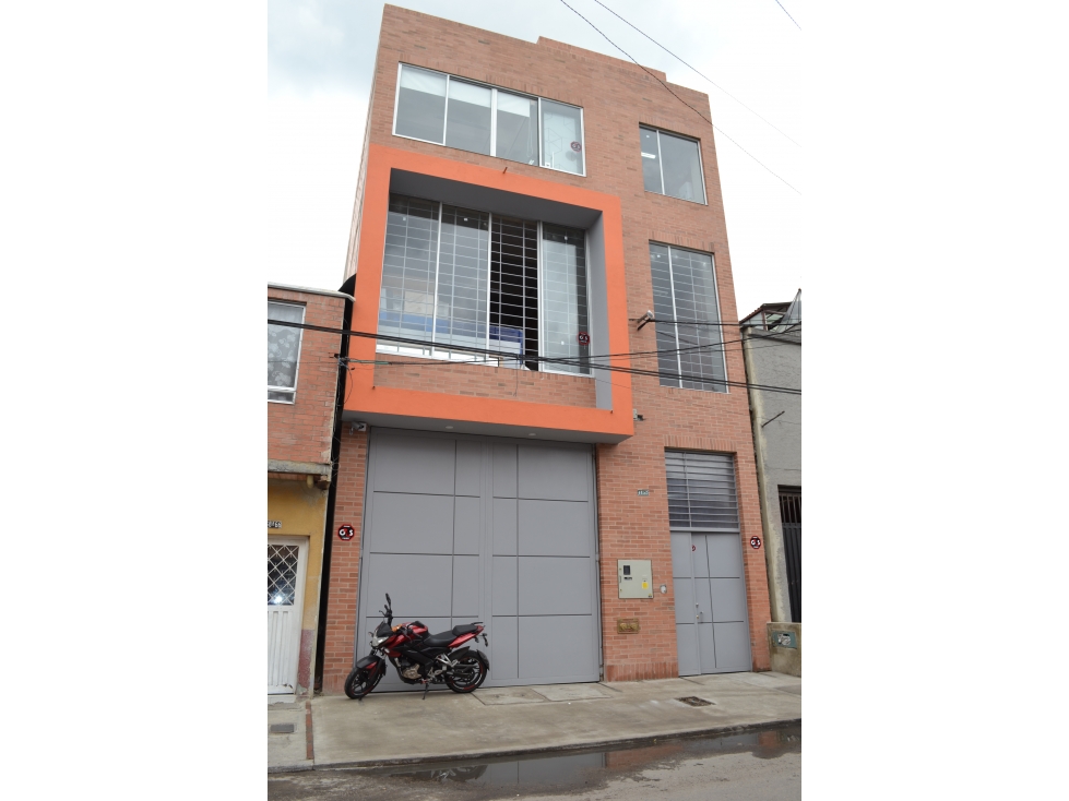 VENTA BODEGA  620M2 ZONA INDUSTRIAL LAS FERIAS BOGOTA