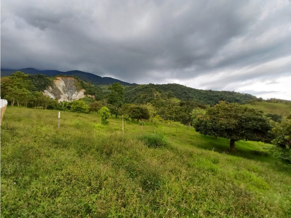 LOTE EN VENTA SANTA ELENA EL CASTILLO