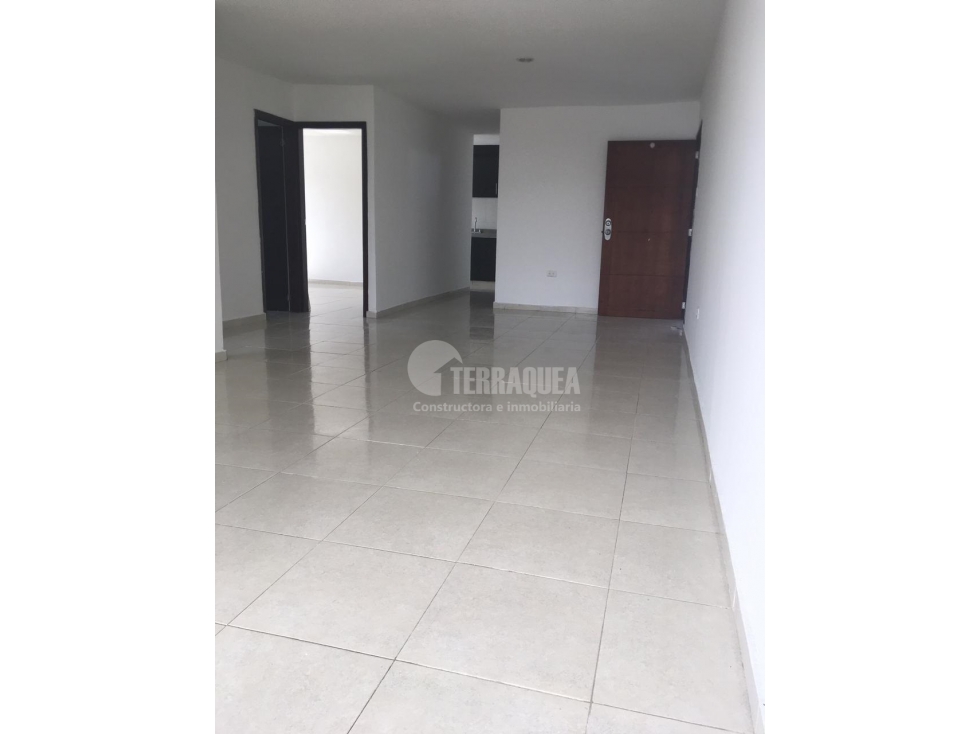 SE VENDE APARTAMENTO EN RECREO