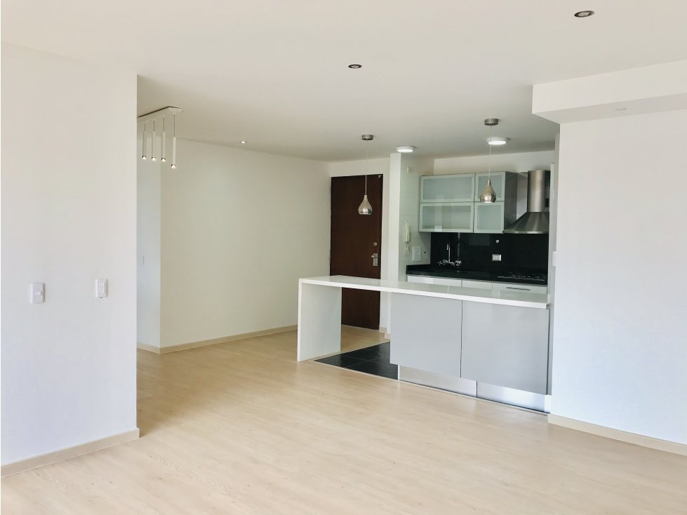 Vendo lindo apartamento en Nueva Autopista!