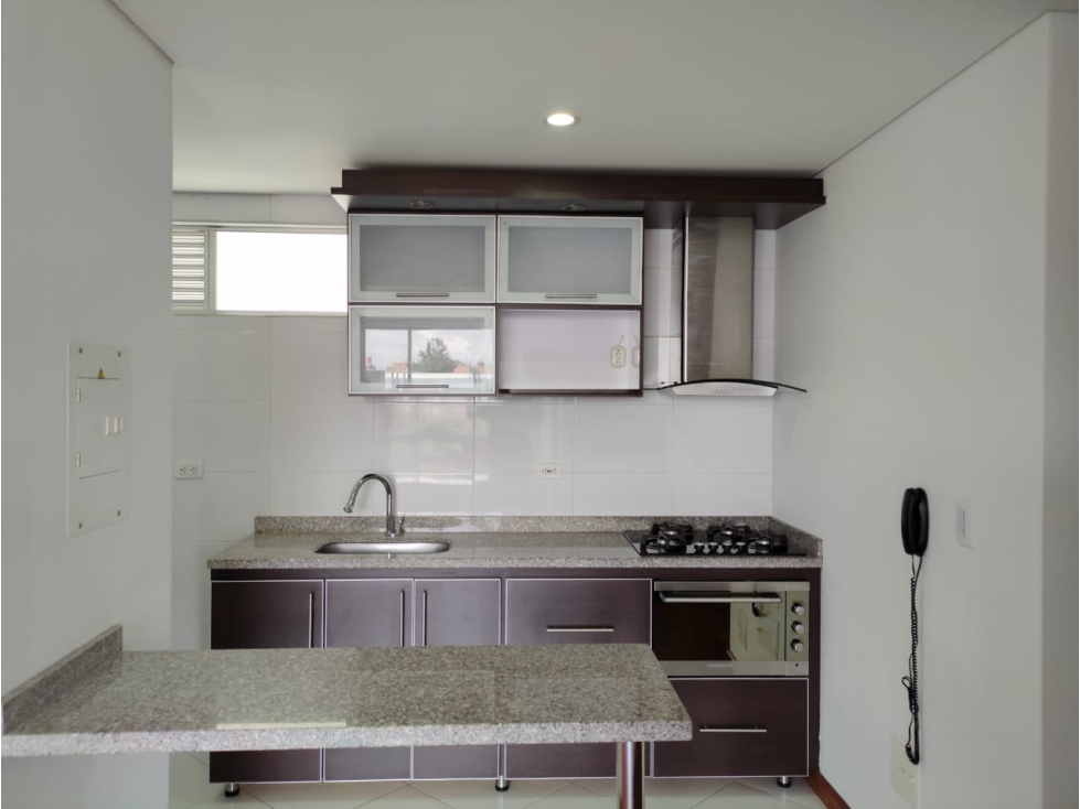 Arriendo apartamento en Nueva Autopista!