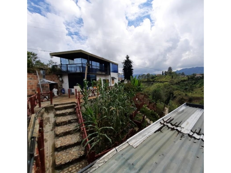 Finca-Hotel El Peñol, Vereda El Morro - Se Vende/Permuta