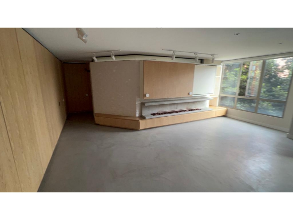 Los Rosales Espectacular Apartamento con Modernos Acabados