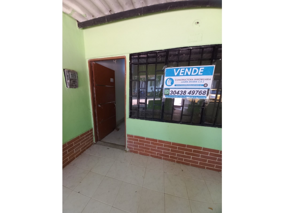 SE VENDE CASA EN LOS PATIOS