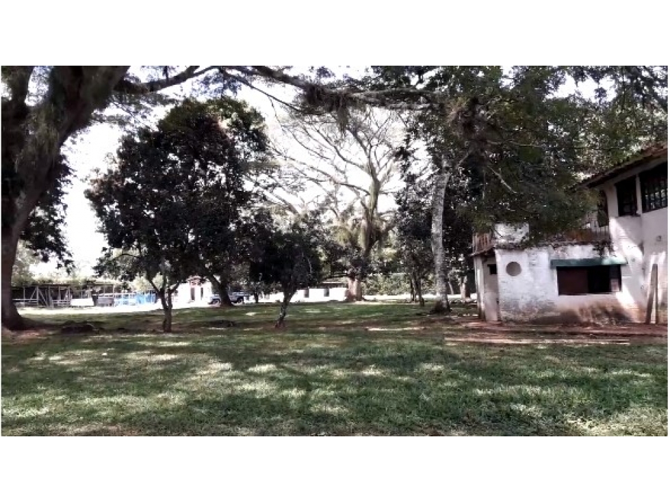 SE VENDE LOTE EN CAÑASGORDAS  - CALI SUR