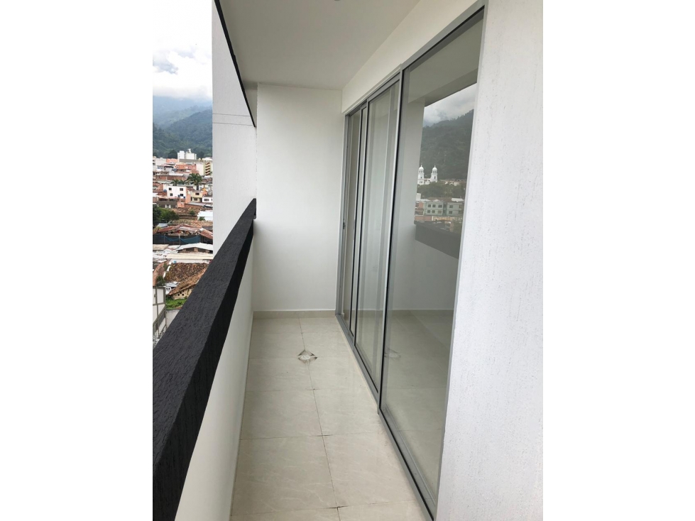 SE ARRIENDA APARTAMENTO FLORIDABLANCA CASCO ANTIGUO