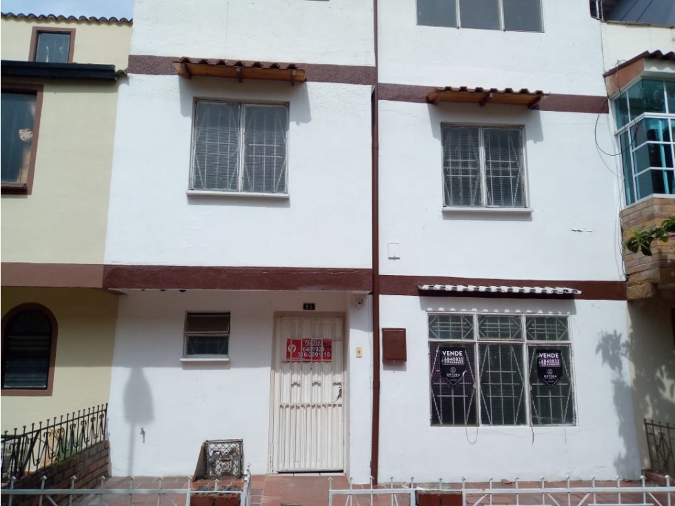 SE VENDE CASA CIUDAD BOLIVAR