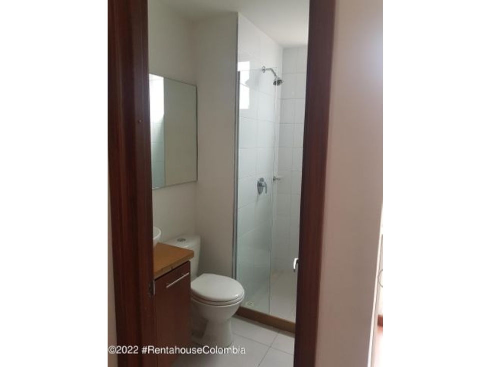 Apartamento en Venta en Pardo Rubio 22-2040 C.O