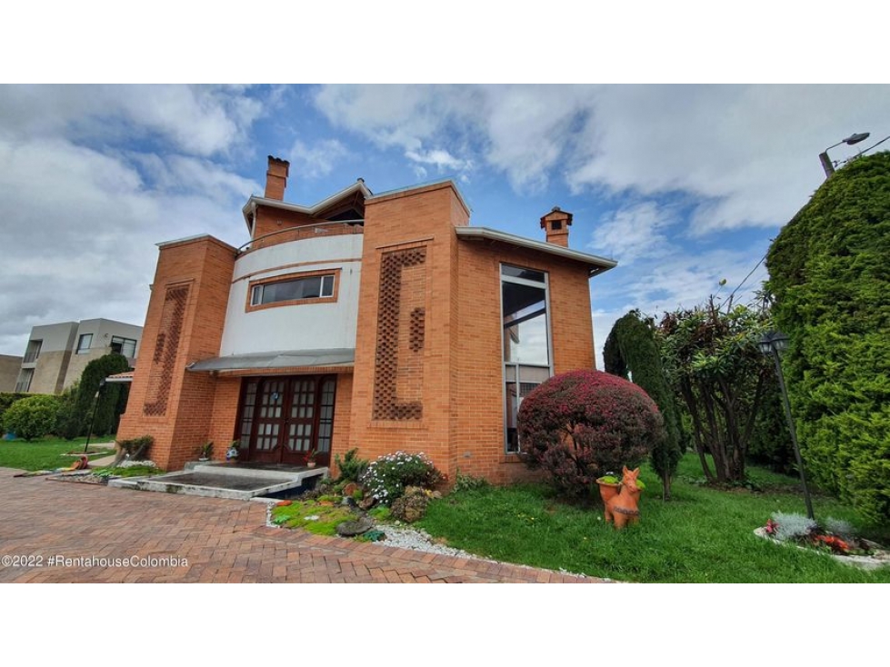 Casa en venta en Cota 23-246 C.O