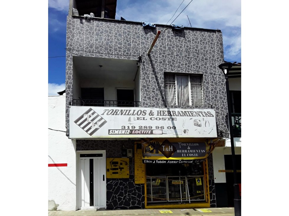 VENTA EDIFICIO CON UN ÁREA DE 206M2 DE 3 PISOS EN RIONEGRO ANTIOQUIA