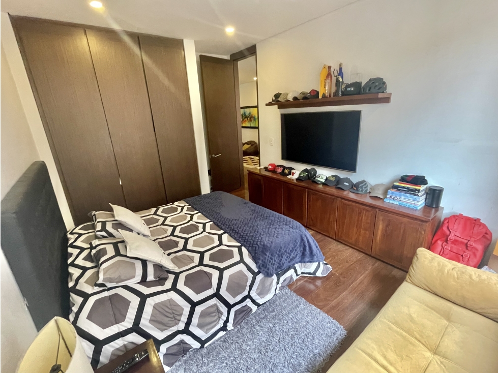 Se vende o arrienda amplio apartamento Chicó Reservado