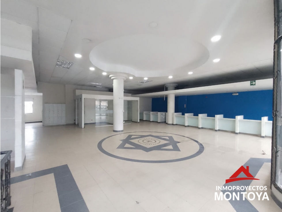 Local comercial de 1.100 m² sobre la Avenida 30 de Agosto, Pereira