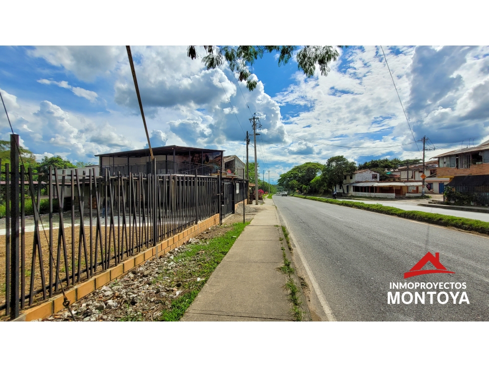 Local comercial en Puerto Caldas, vía Cartago-Pereira