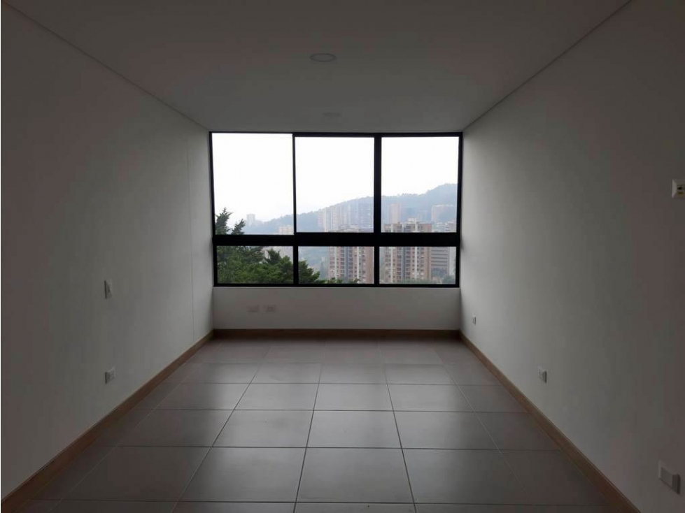 Apartamento En Arriendo  En El Poblado Sector Tesoro Para Estrenar