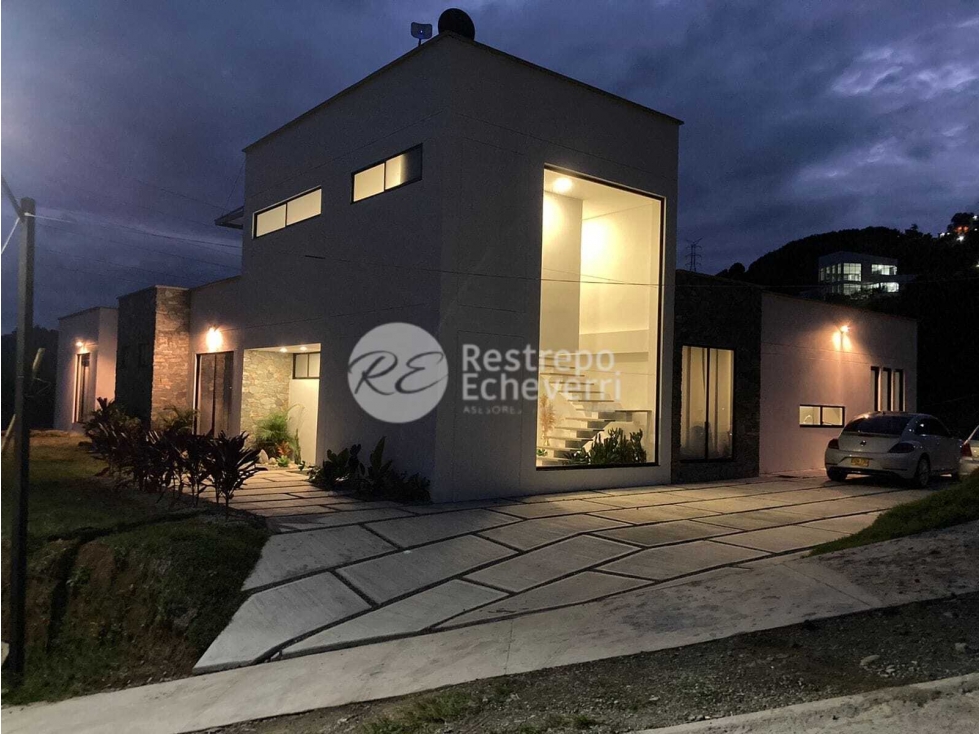 Casa en conjunto en venta, El Rosario, Manizales.