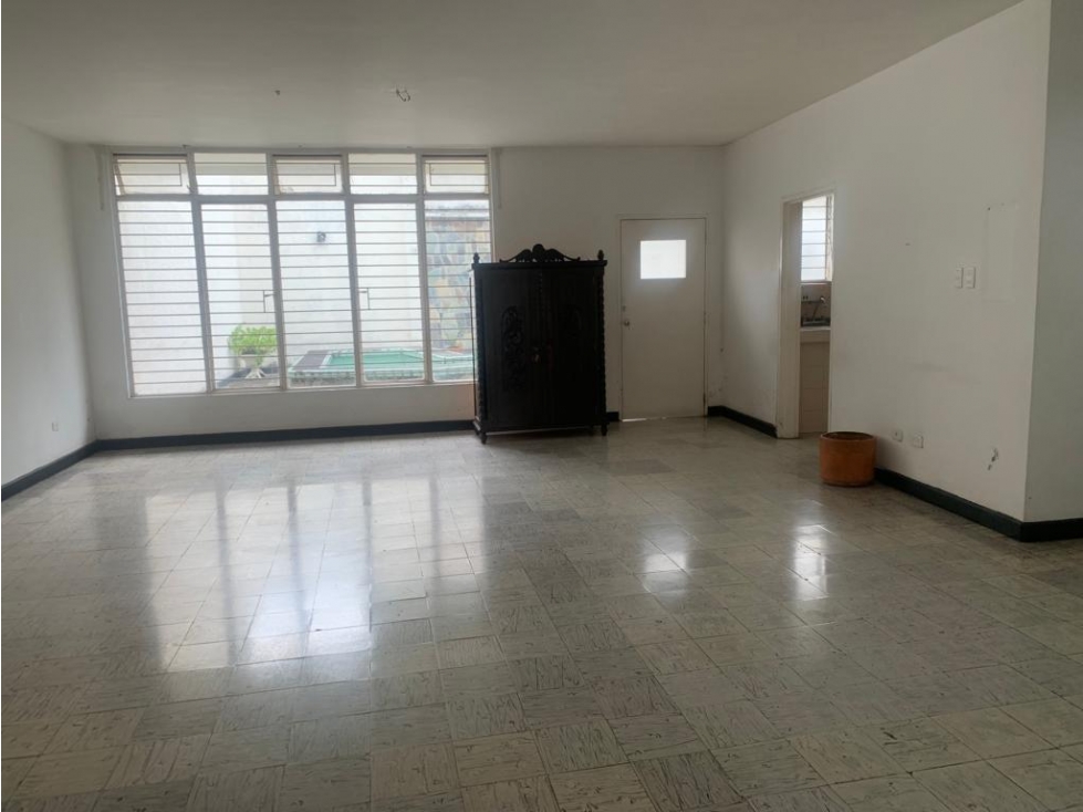 Se vende casa en el Alvernia, Tuluá