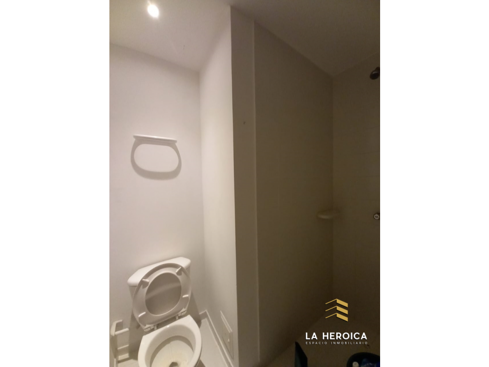 VENDEMOS APARTAMENTO EN MARBELLA