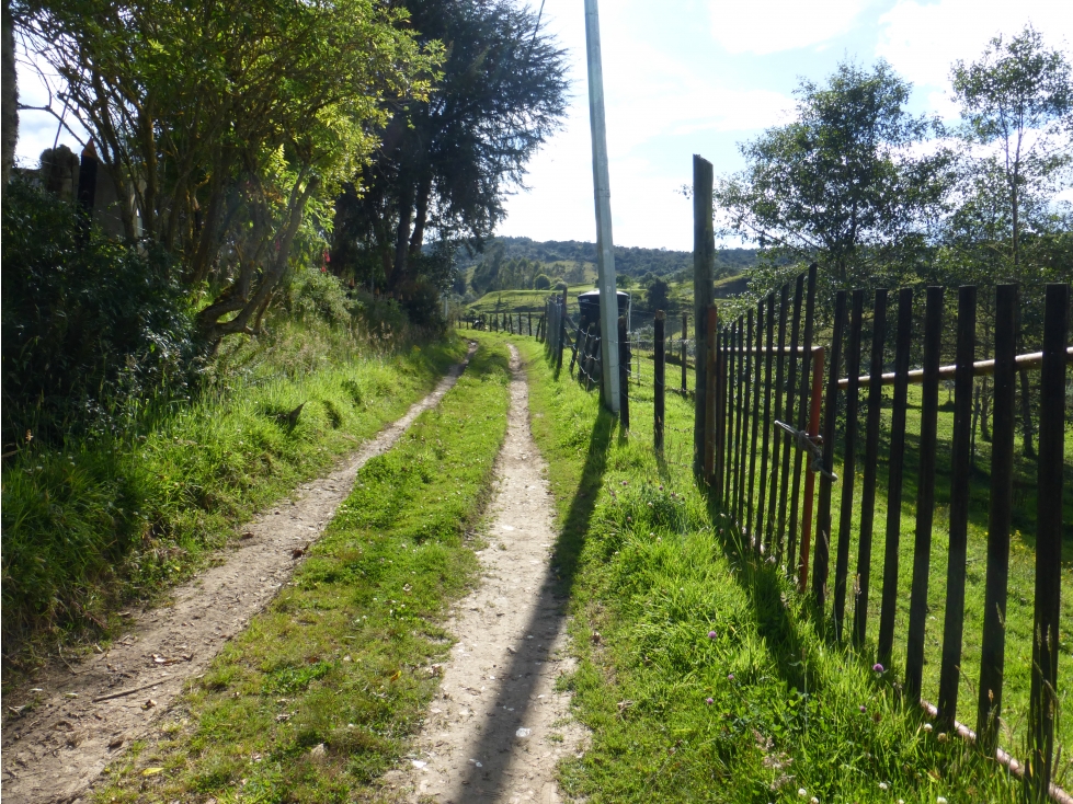 SE VENDE HERMOSO LOTE UBICADO EN LA VEREDA SAN RAFAEL SECTOR LA CIMA