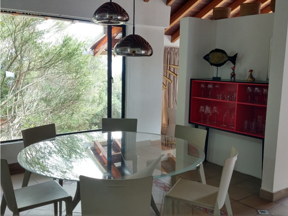 CASA::VENTA::PORTAL de FUSCA::359 mts::4 alc::4 bañ::$1.697.800