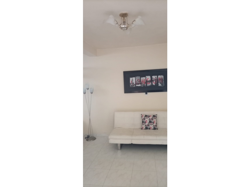 Venta de Apartamento en el Barrio Salvador en segundo piso