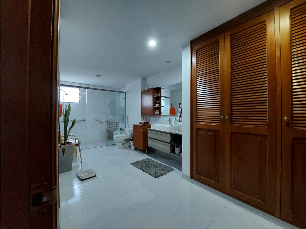 Venta apartamento, Barrio Versalles, Cali.