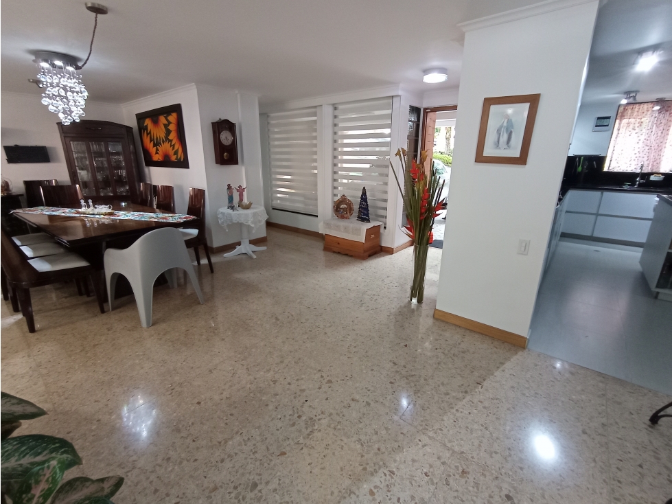 Se Vende Casa En El Poblado