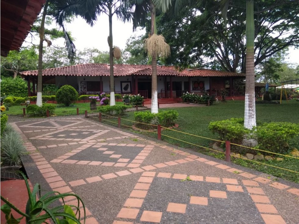 Venta Finca Hotel Sur Armenia Quindio COD: 610406