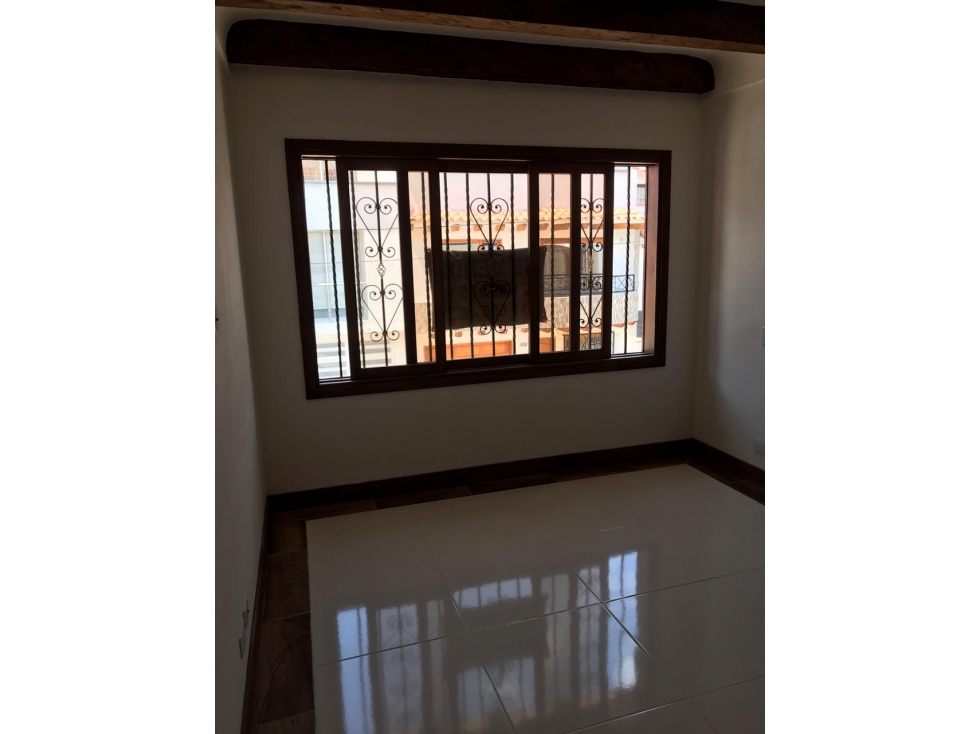 casa urbana a estrenar en Rionegro
