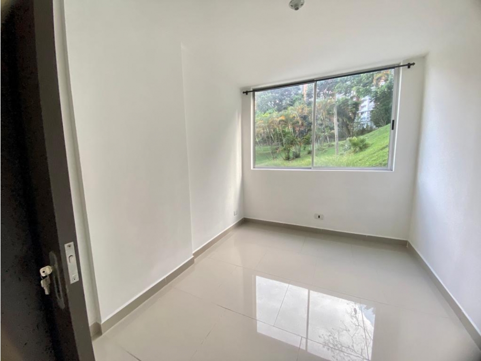 VENTA APARTAMENTO ALMENDROS TERRA, ENVIGADO-95m2