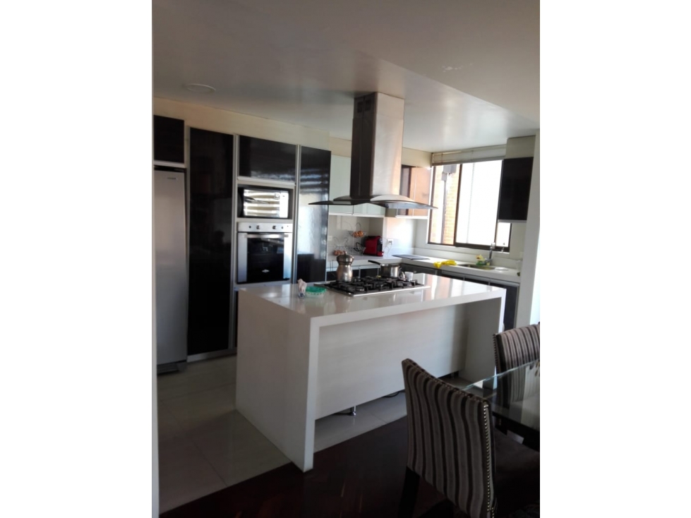 VENTA APARTAMENTO SANTA BARBARA UNICENTRO